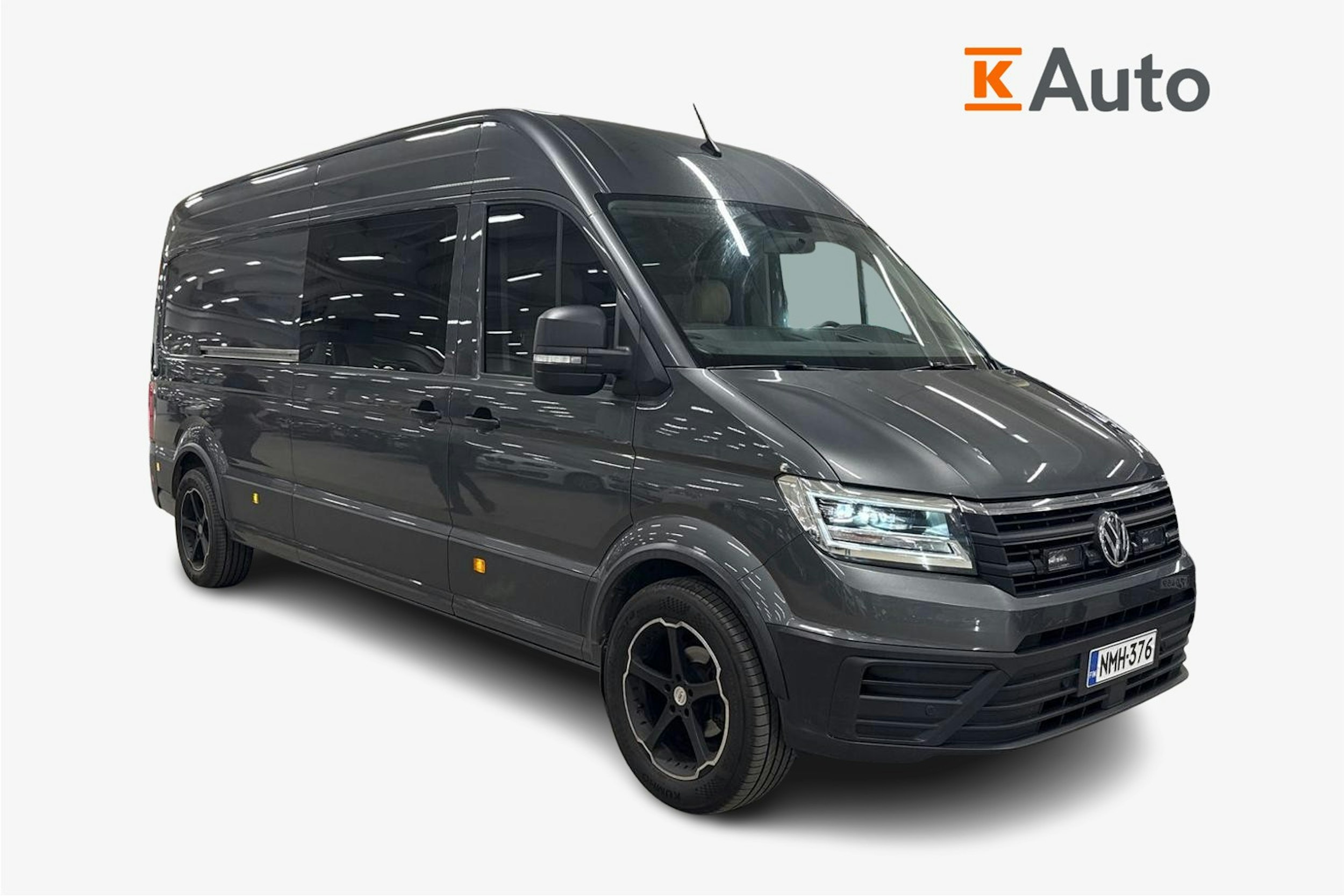 harmaa Volkswagen Crafter 2021 kuva 1.