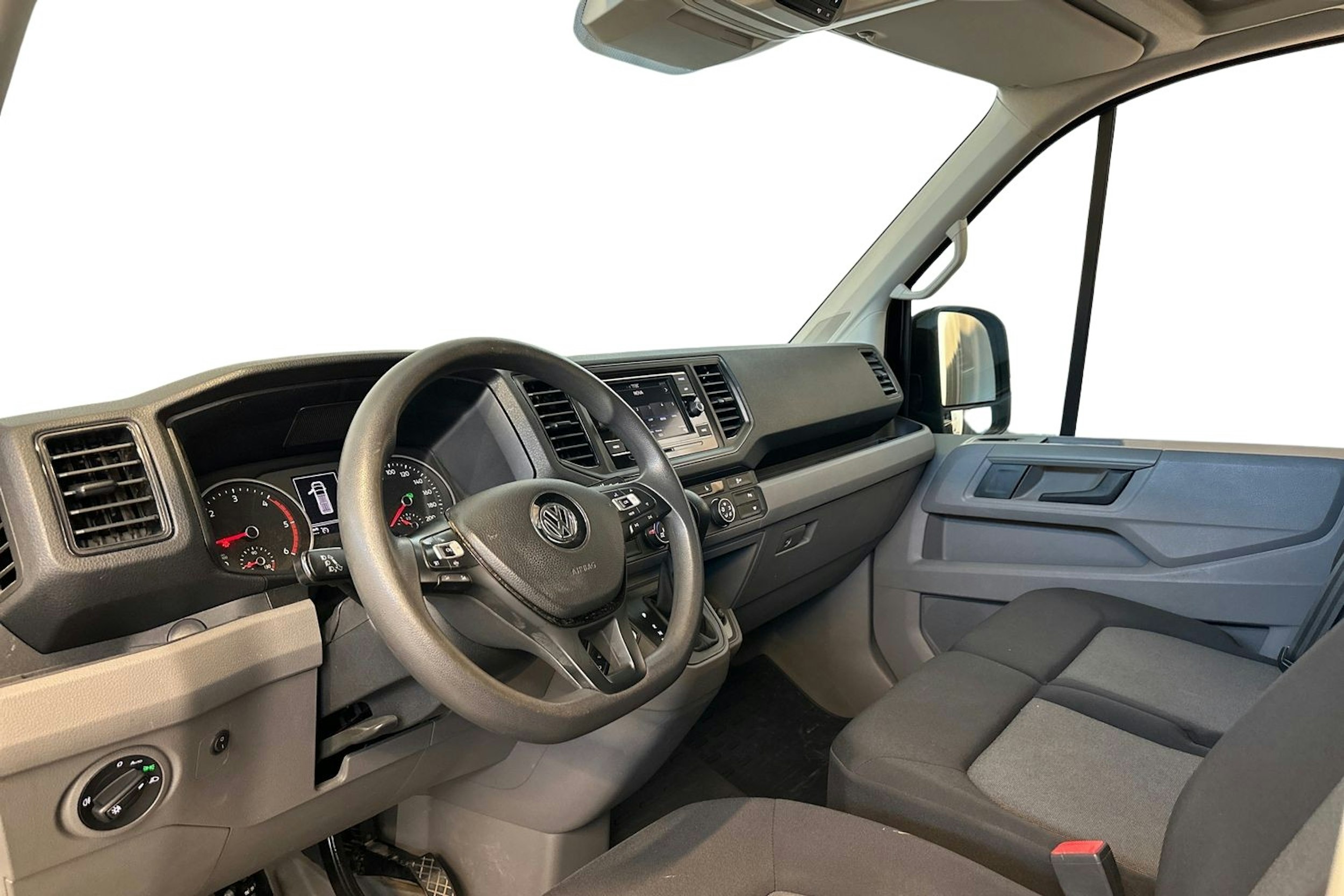 Musta Volkswagen CRAFTER 2021 kuva 7.
