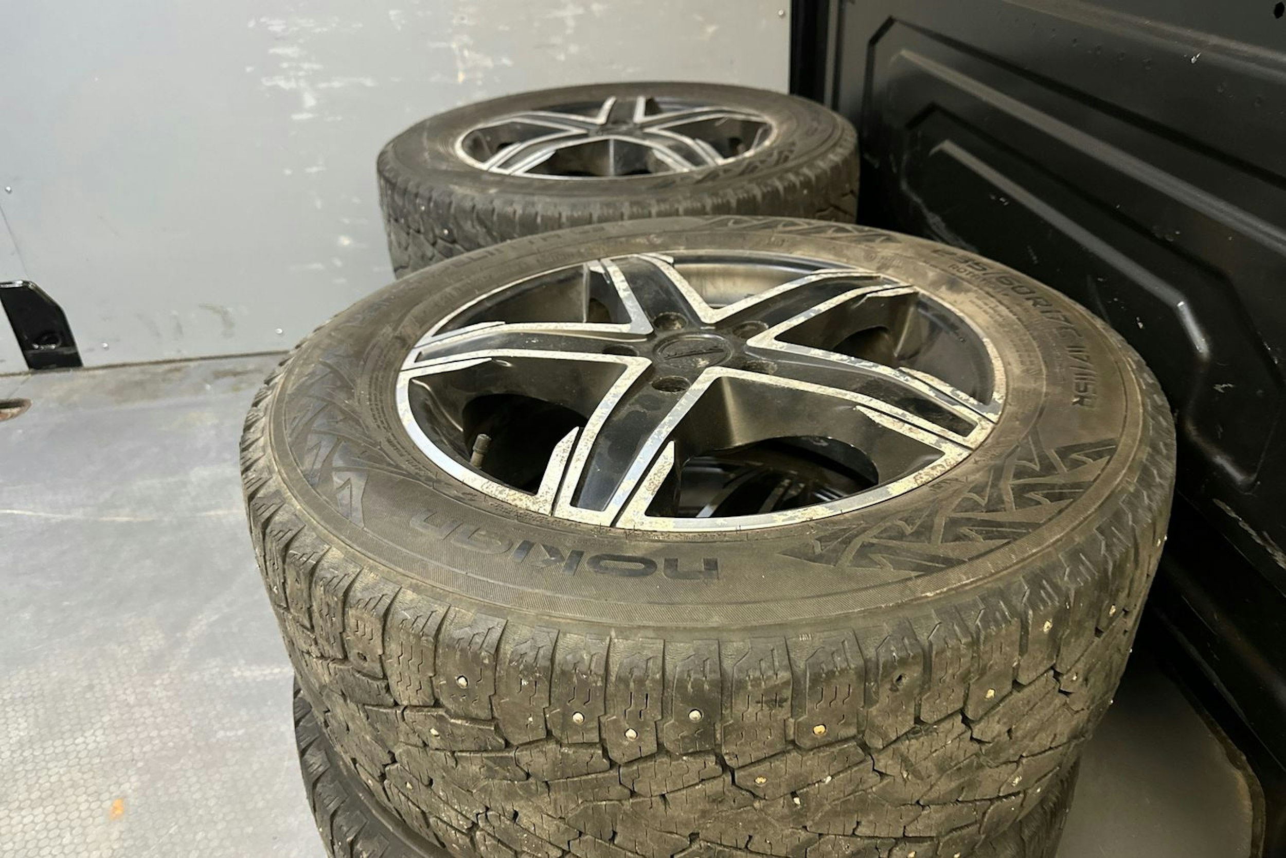 Musta Volkswagen CRAFTER 2021 kuva 13.