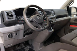 musta Volkswagen Crafter 2021 kuva 8.