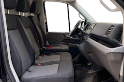 musta Volkswagen Crafter 2021 kuva 11.