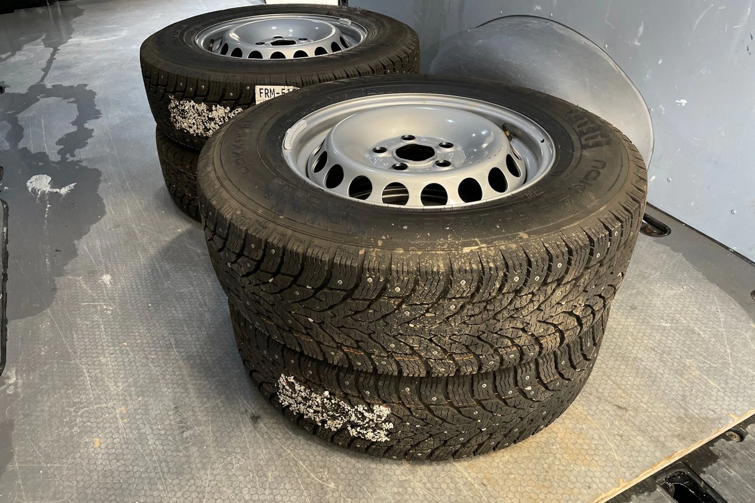 musta Volkswagen Crafter 2021 kuva 16.