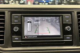 valkoinen Volkswagen Crafter 2021 kuva 22.