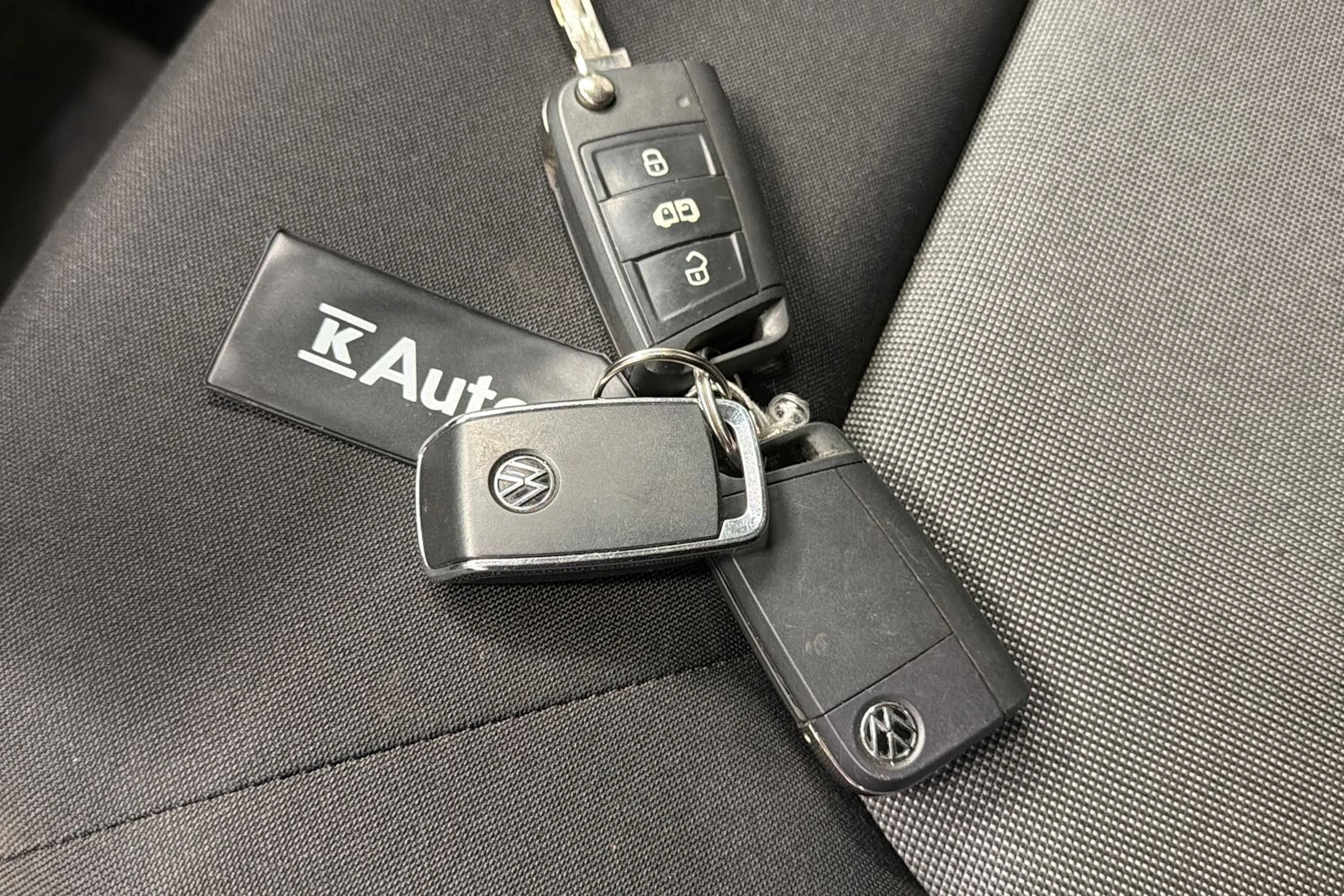valkoinen Volkswagen Crafter 2021 kuva 23.