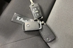 valkoinen Volkswagen Crafter 2021 kuva 23.
