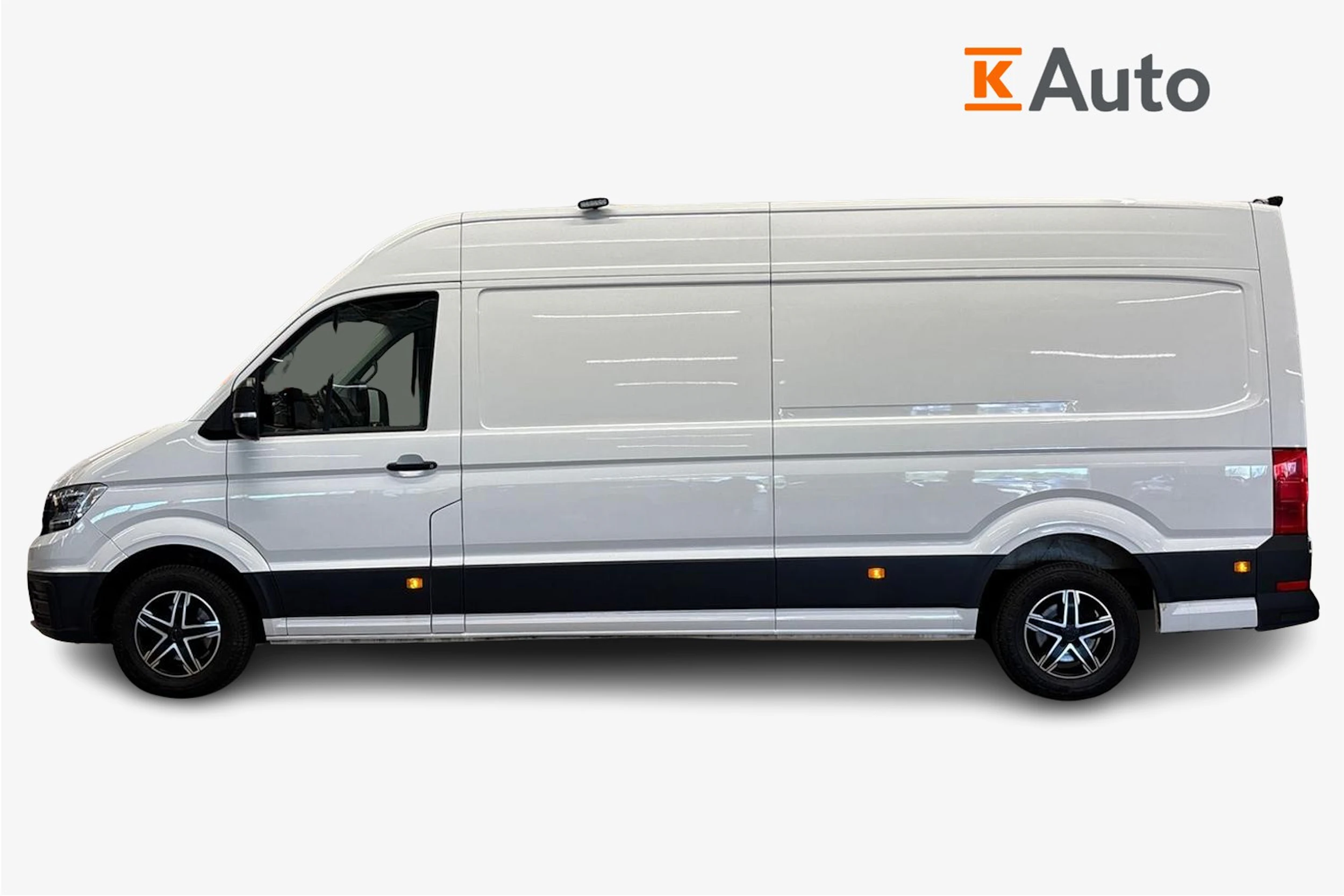 valkoinen Volkswagen Crafter 2021 kuva 5.