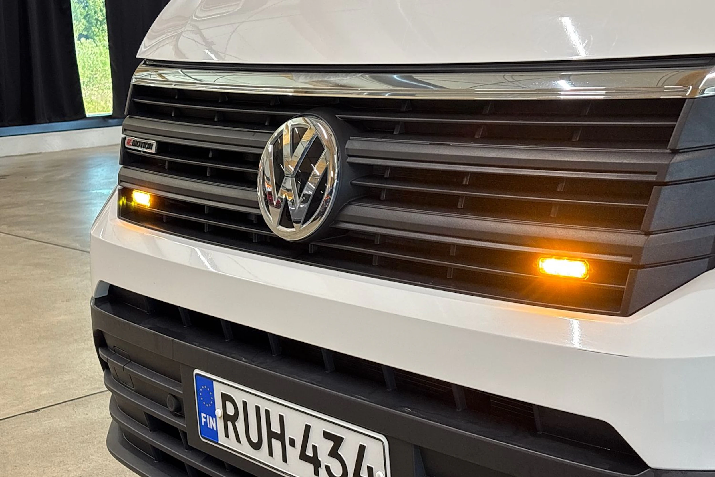 valkoinen Volkswagen Crafter 2021 kuva 30.