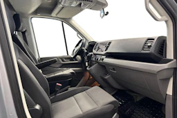 harmaa Volkswagen Crafter 2021 kuva 9.