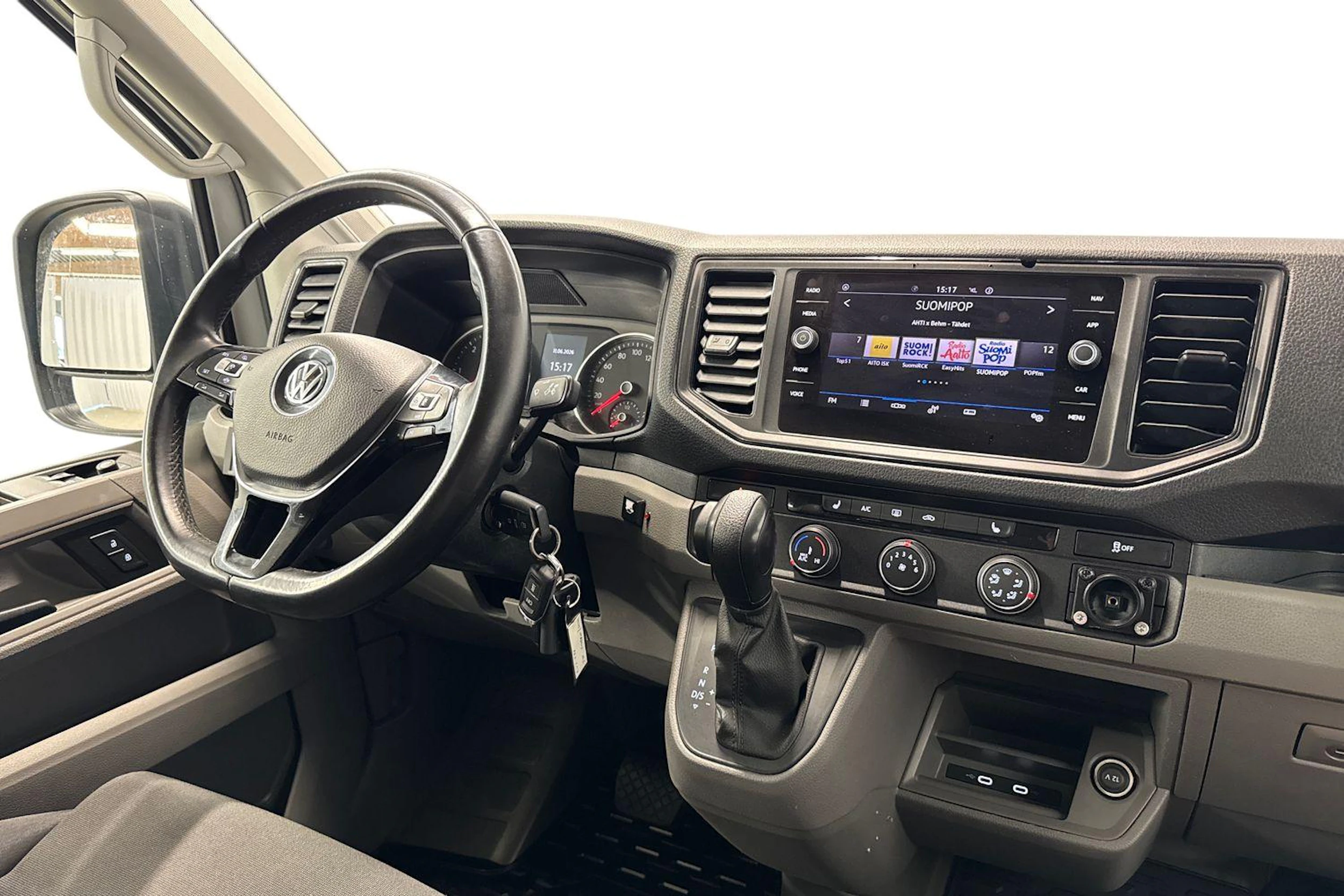 harmaa Volkswagen Crafter 2021 kuva 11.