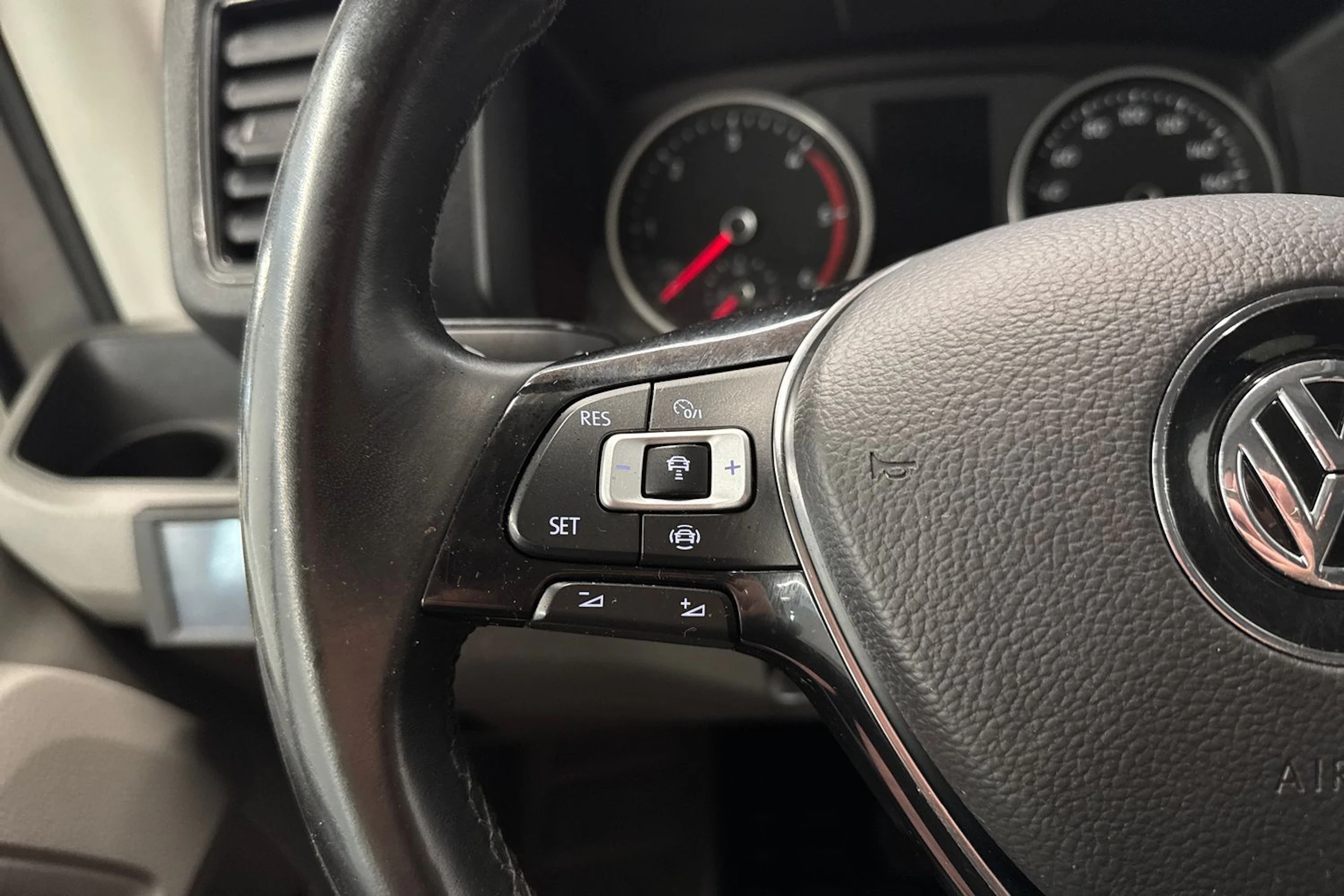 harmaa Volkswagen Crafter 2021 kuva 15.