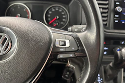 harmaa Volkswagen Crafter 2021 kuva 16.