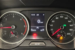 harmaa Volkswagen Crafter 2021 kuva 17.