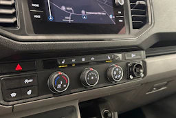 harmaa Volkswagen Crafter 2021 kuva 21.