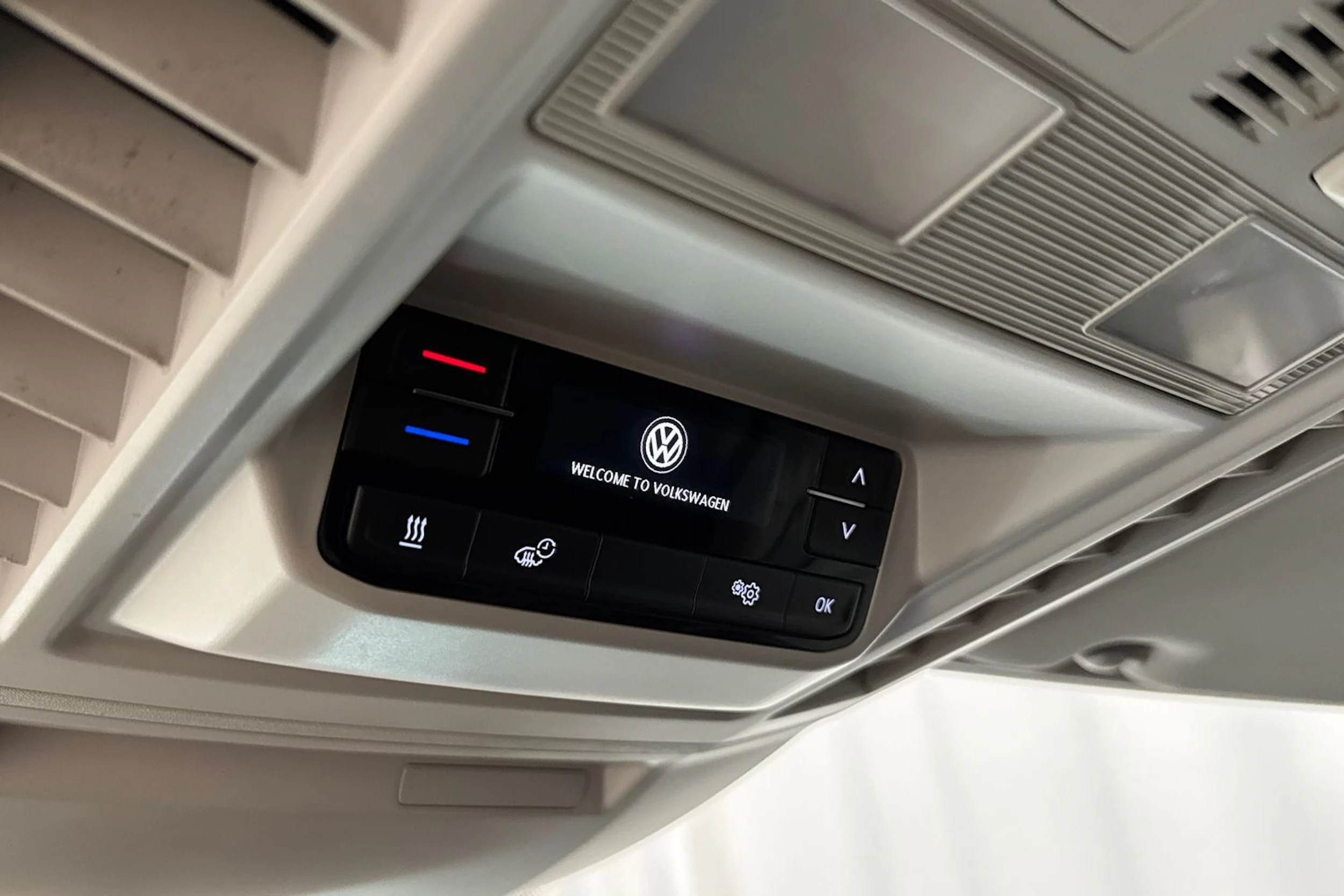 harmaa Volkswagen Crafter 2021 kuva 22.