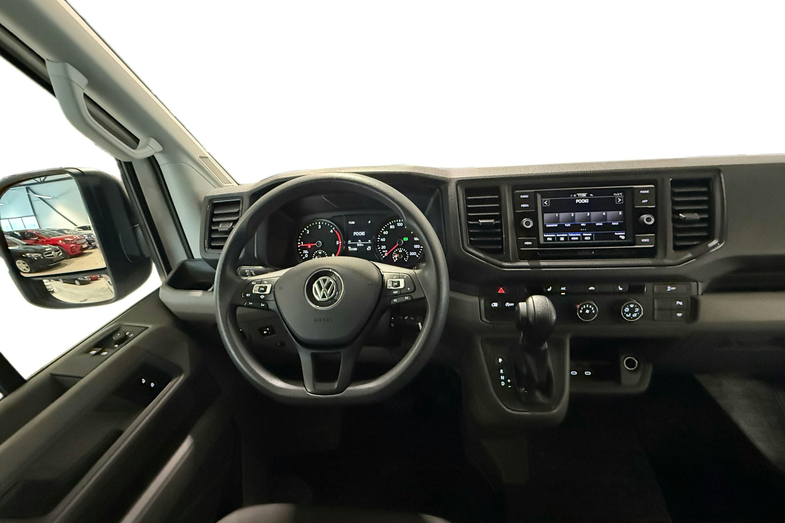 valkoinen Volkswagen Crafter 2021 kuva 9.