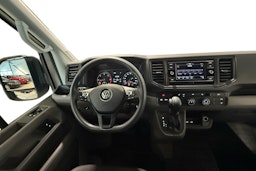 valkoinen Volkswagen Crafter 2021 kuva 9.