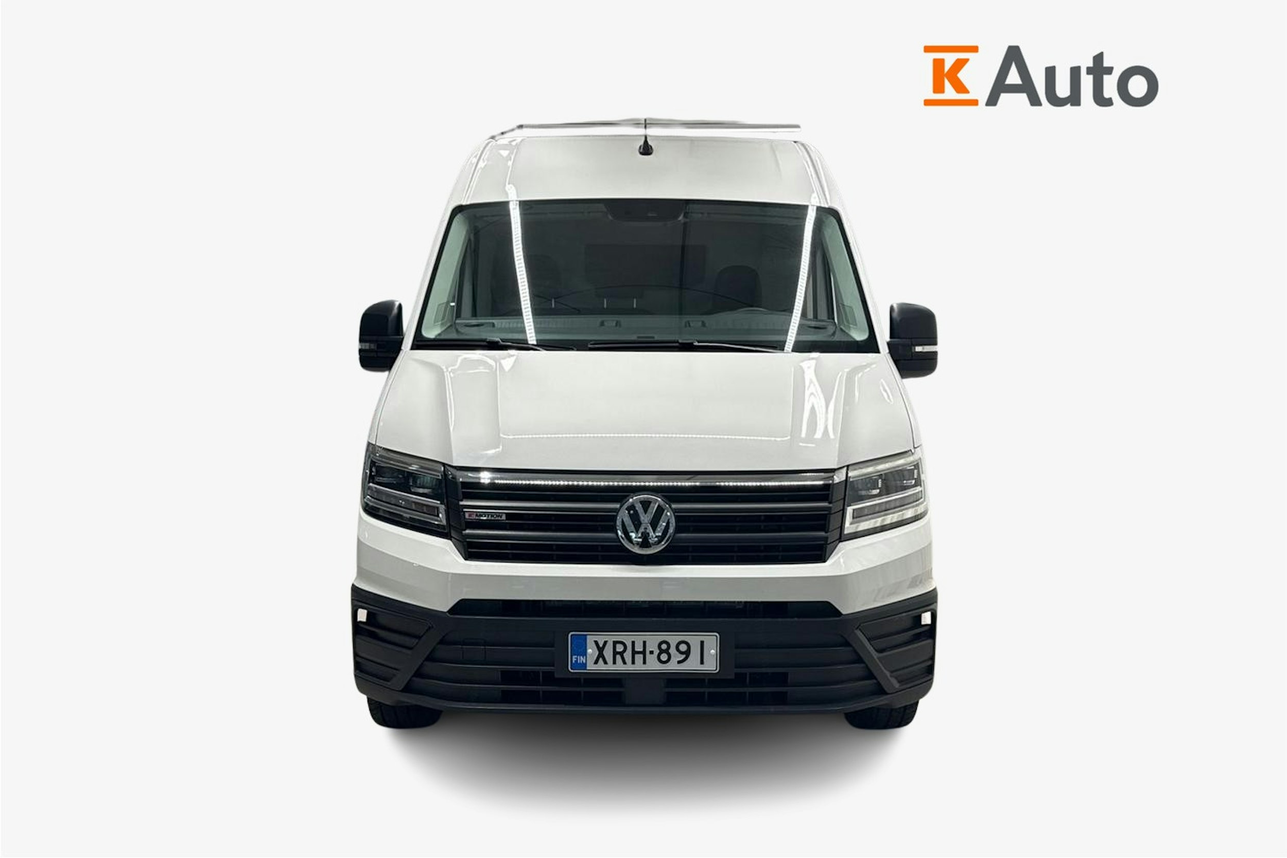valkoinen Volkswagen Crafter 2021 kuva 4.
