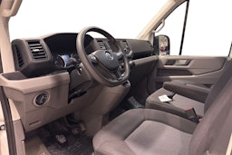 valkoinen Volkswagen Crafter 2021 kuva 6.