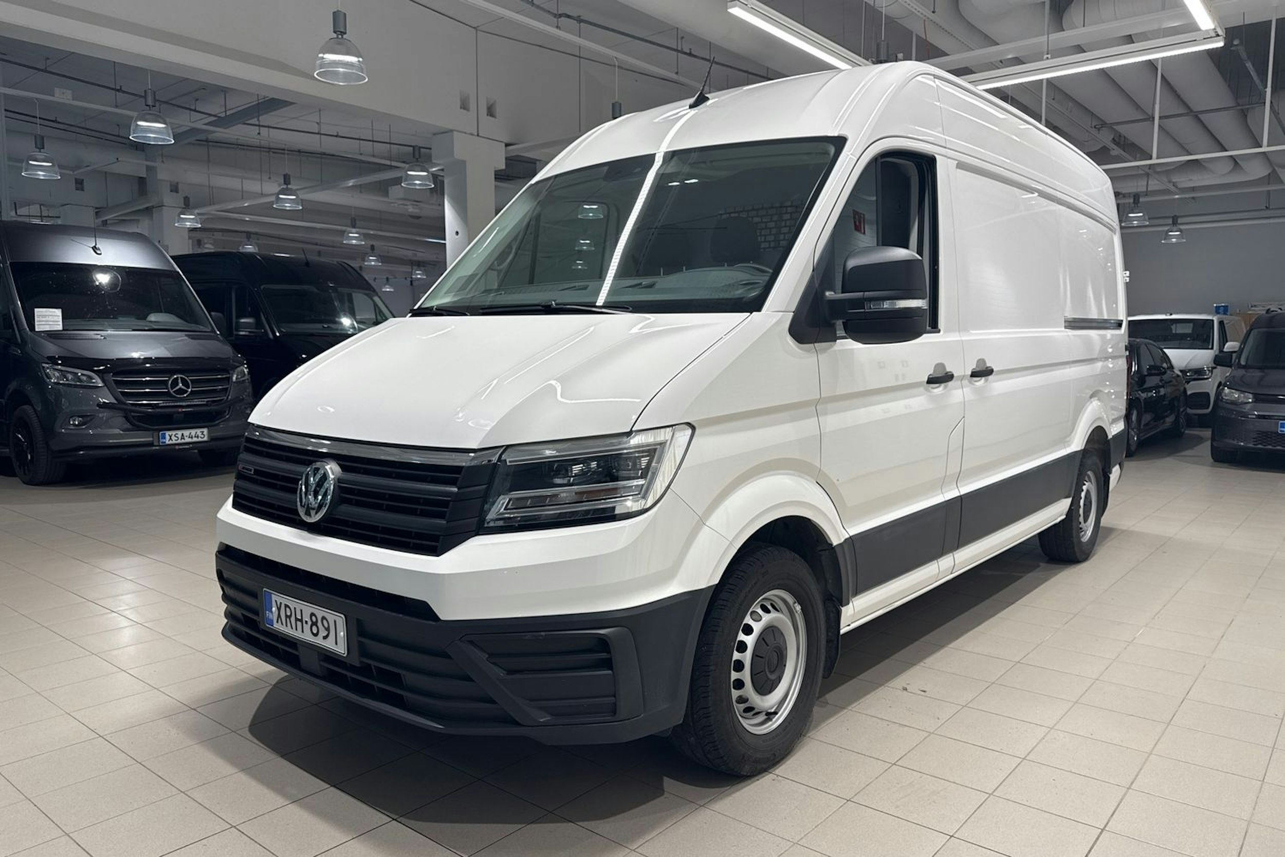 valkoinen Volkswagen Crafter 2021 kuva 10.