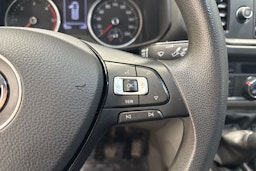 valkoinen Volkswagen Crafter 2021 kuva 16.