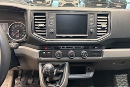 valkoinen Volkswagen Crafter 2021 kuva 17.