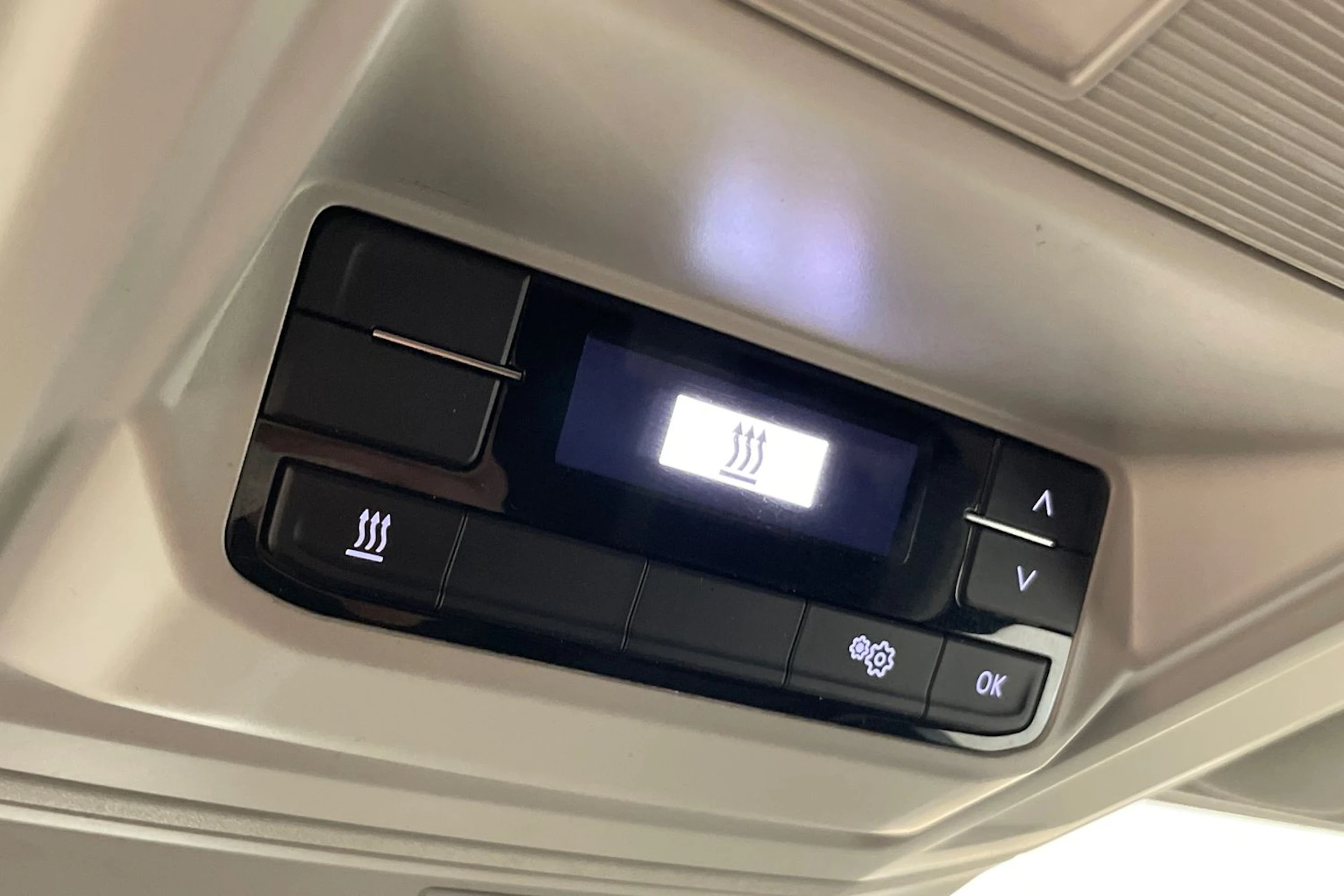 harmaa Volkswagen Crafter 2021 kuva 25.