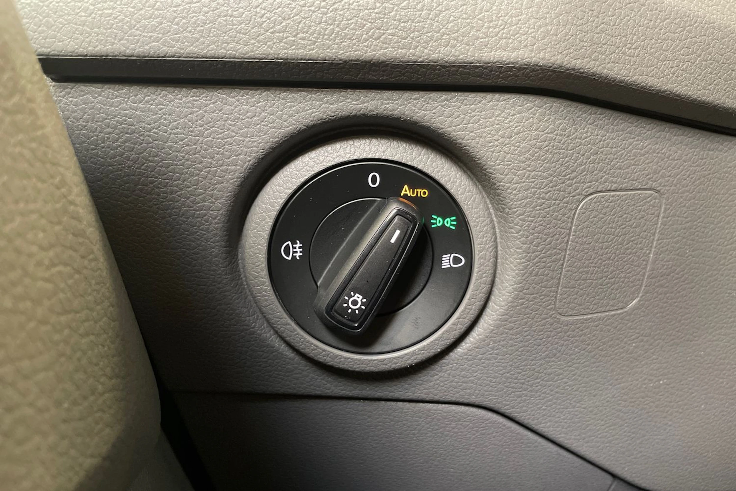 harmaa Volkswagen Crafter 2021 kuva 26.