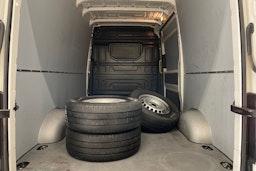 valkoinen Volkswagen Crafter 2021 kuva 21.