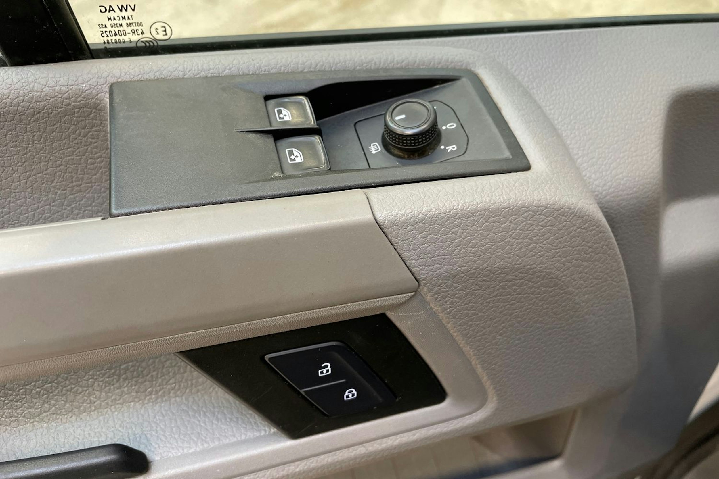 valkoinen Volkswagen Crafter 2021 kuva 23.