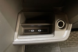 valkoinen Volkswagen Crafter 2021 kuva 26.