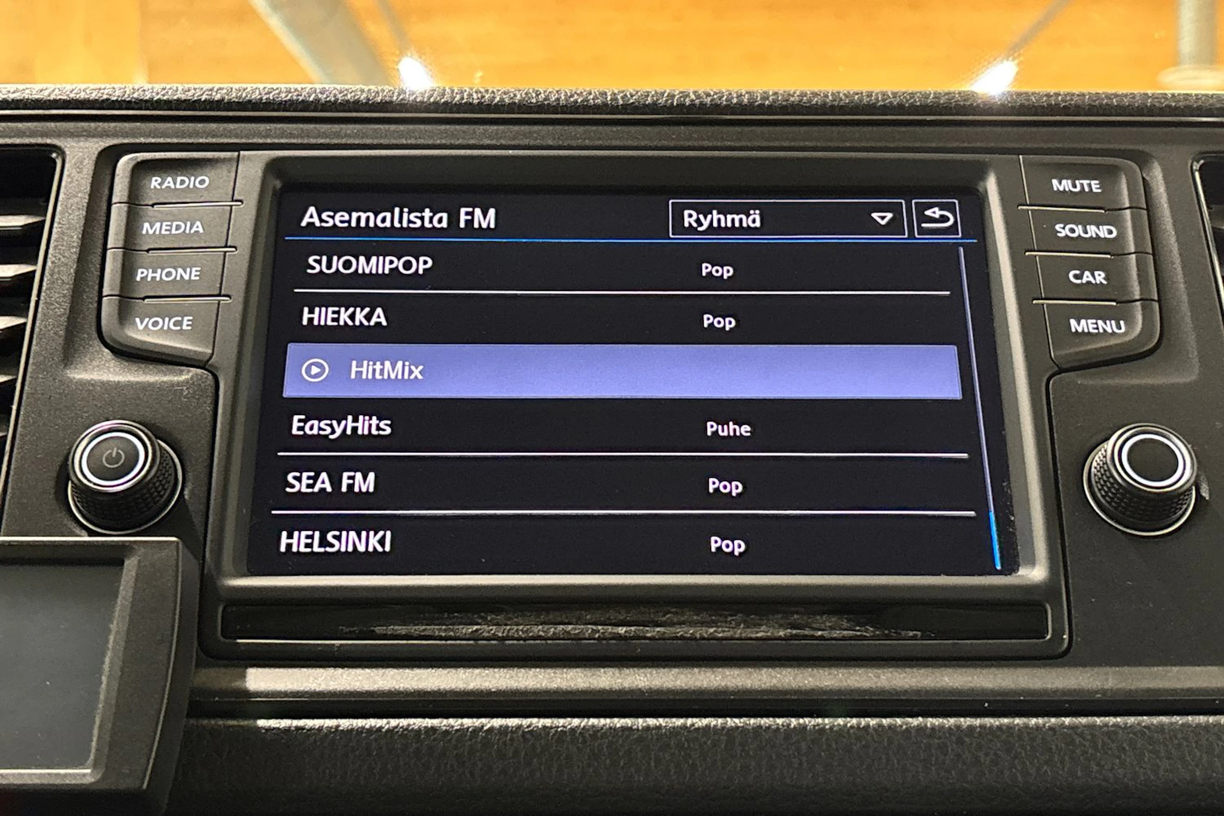 Musta Volkswagen Crafter 2021 kuva 24.