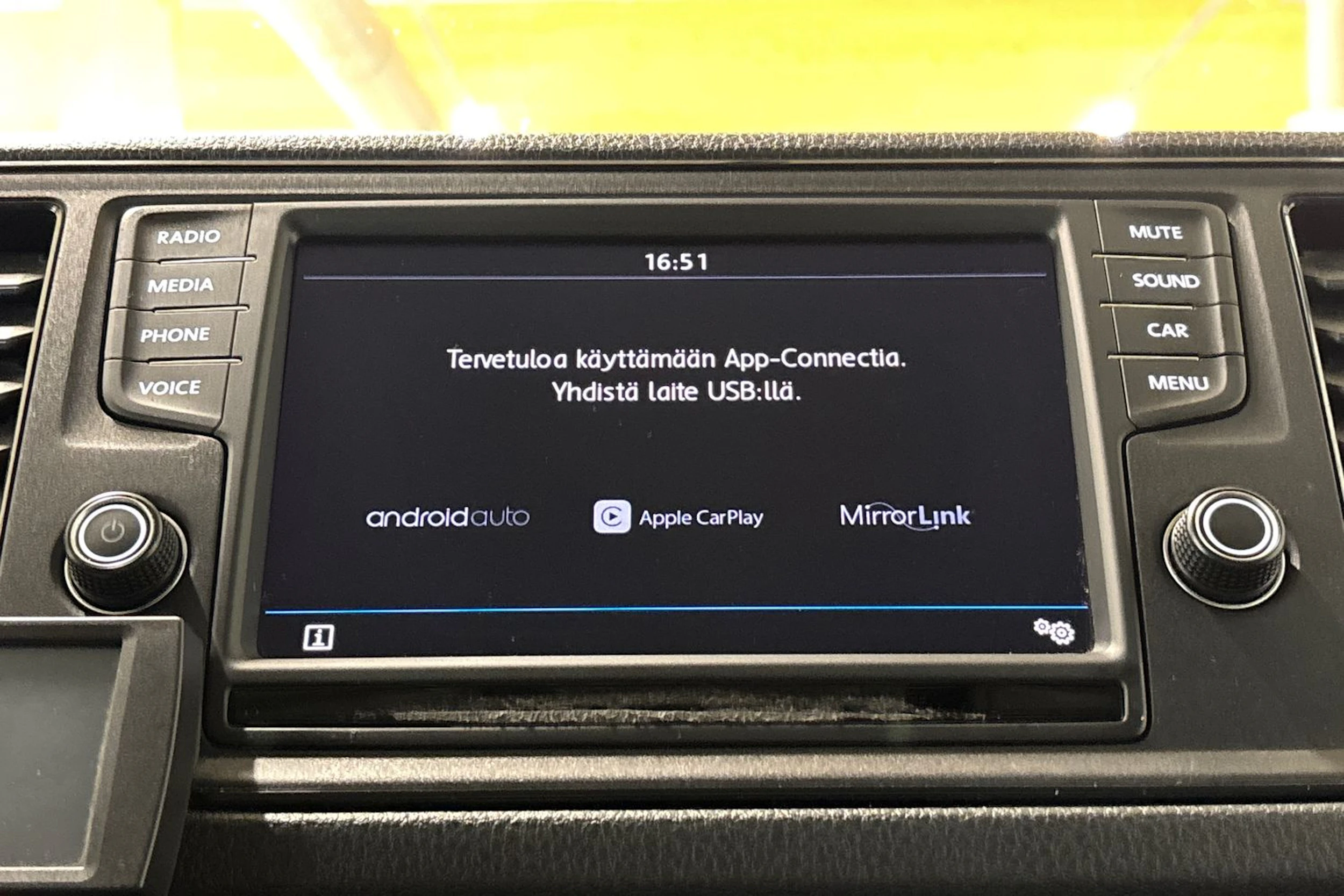 Musta Volkswagen Crafter 2021 kuva 26.