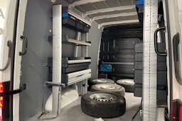 Valkoinen Volkswagen CRAFTER 2021 kuva 23.