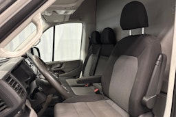 valkoinen Volkswagen Crafter 2022 kuva 12.