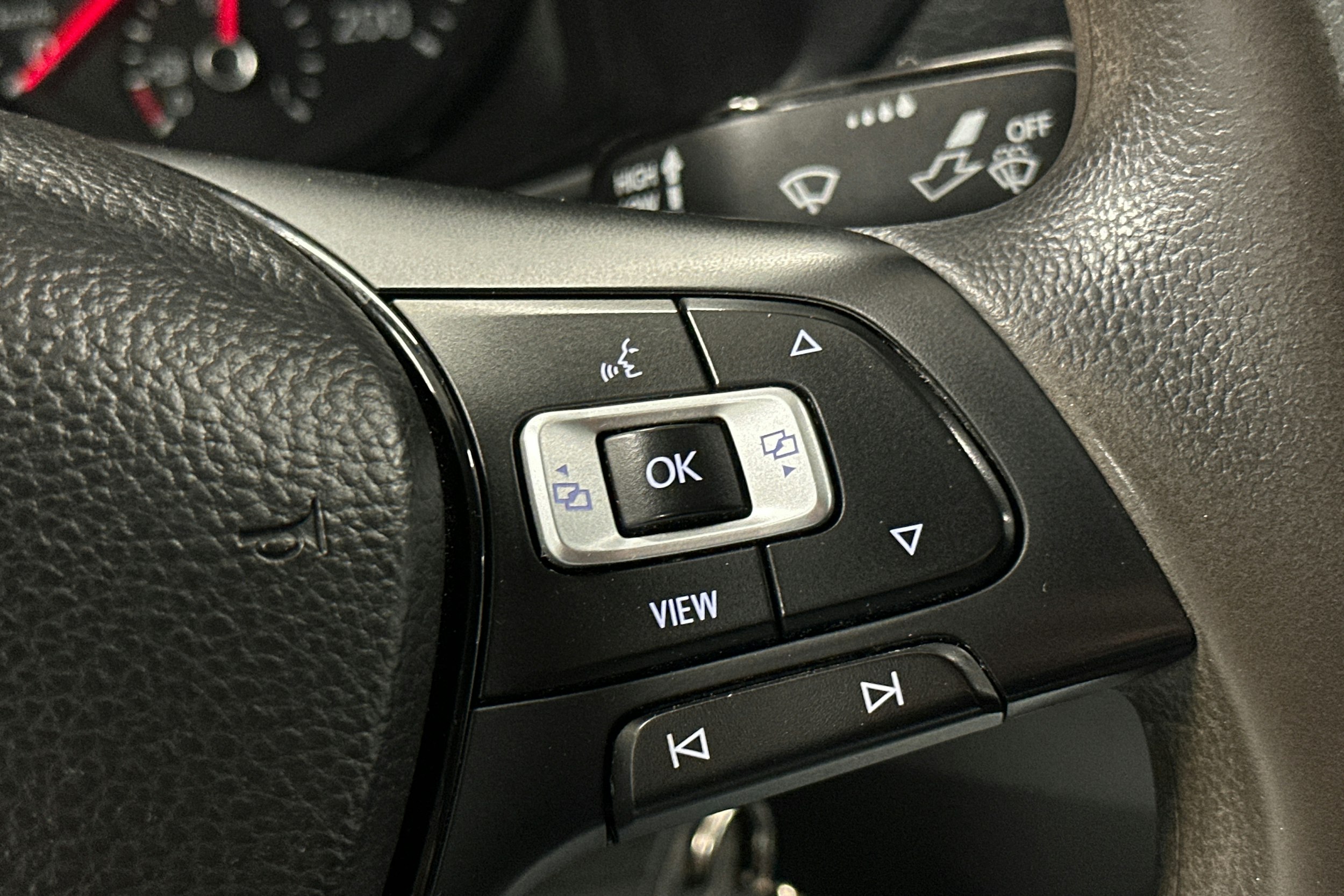 valkoinen Volkswagen Crafter 2022 kuva 17.