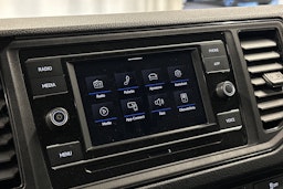 valkoinen Volkswagen Crafter 2022 kuva 19.