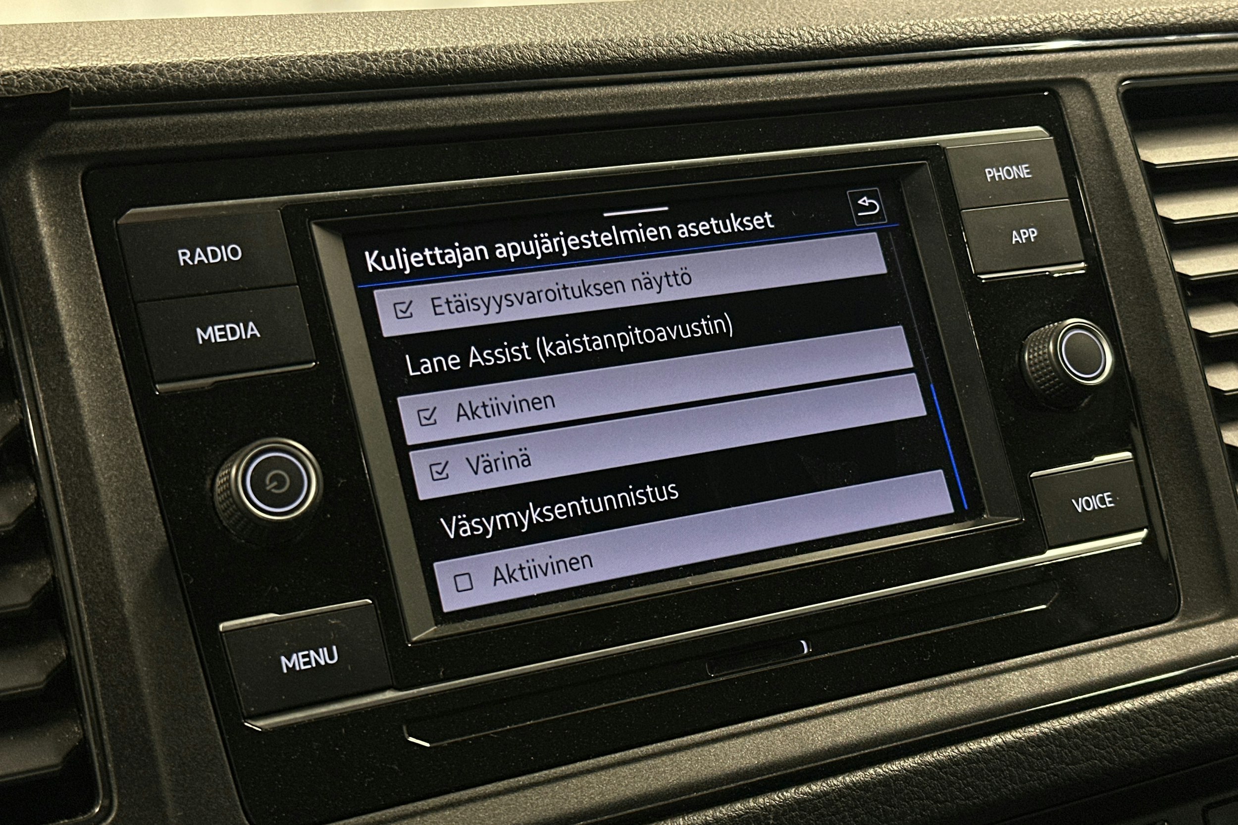 valkoinen Volkswagen Crafter 2022 kuva 23.