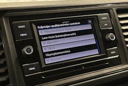 valkoinen Volkswagen Crafter 2022 kuva 23.