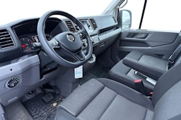 valkoinen Volkswagen Crafter 2022 kuva 3.