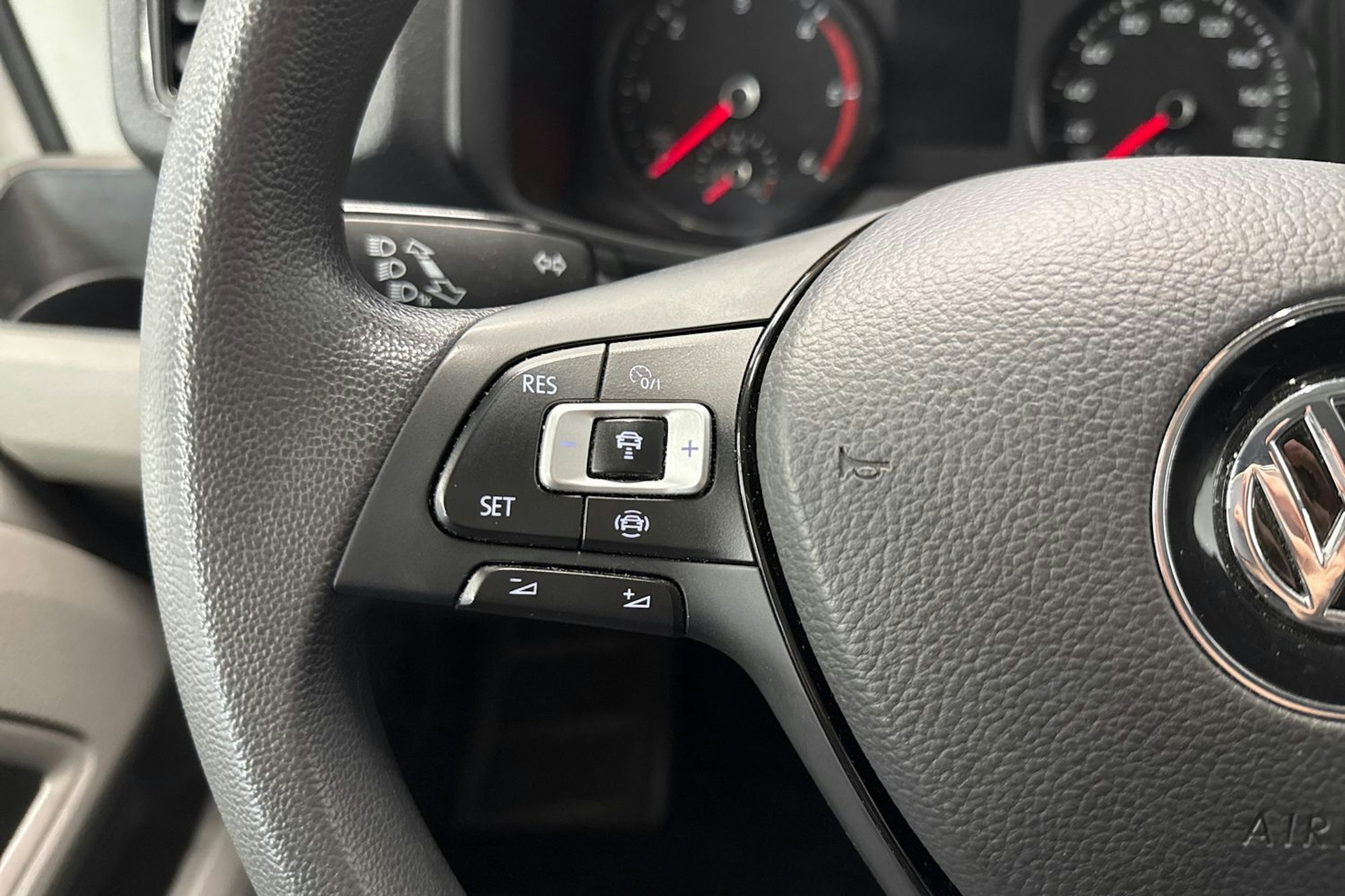 valkoinen Volkswagen Crafter 2022 kuva 15.