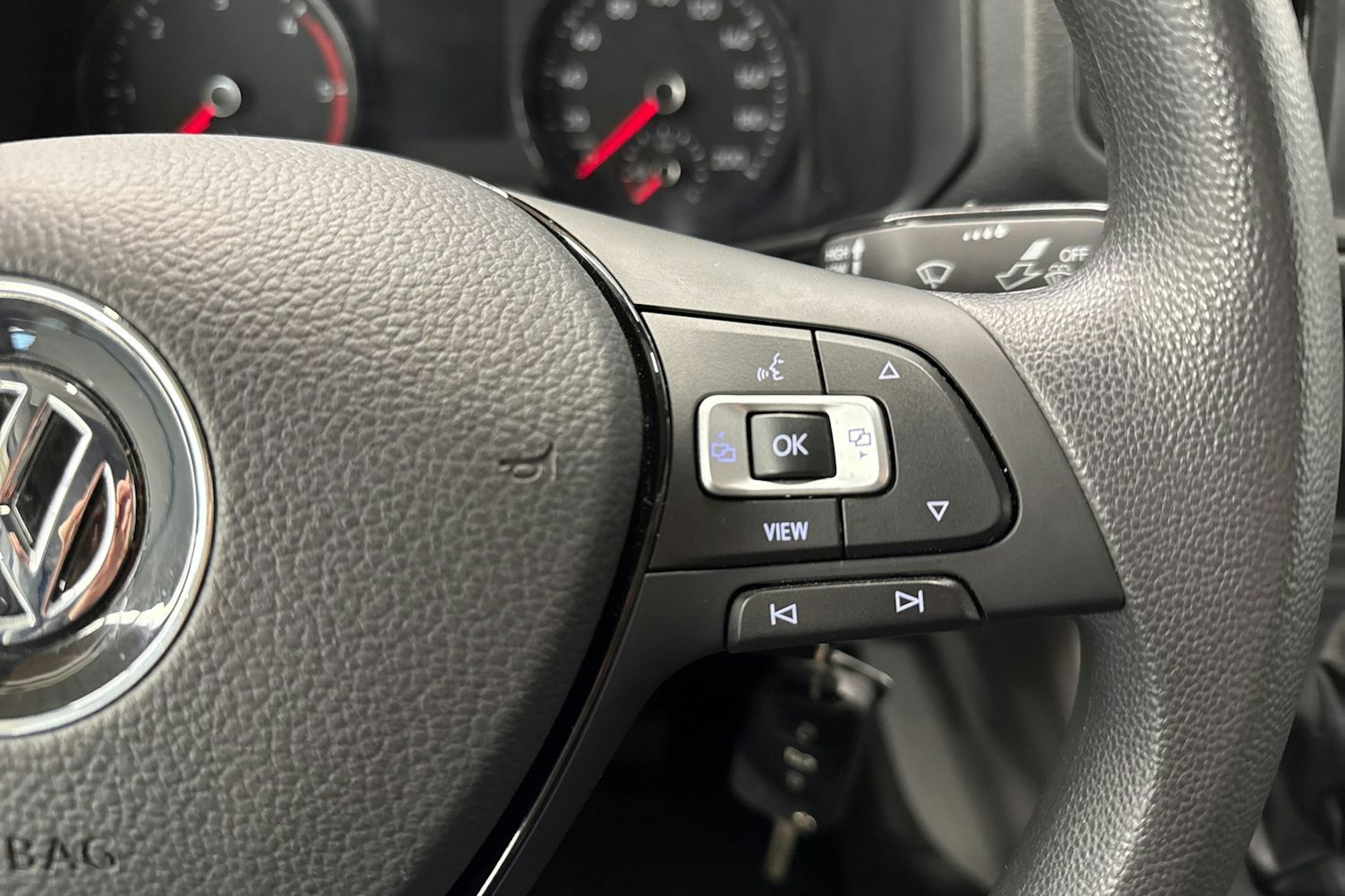 valkoinen Volkswagen Crafter 2022 kuva 16.