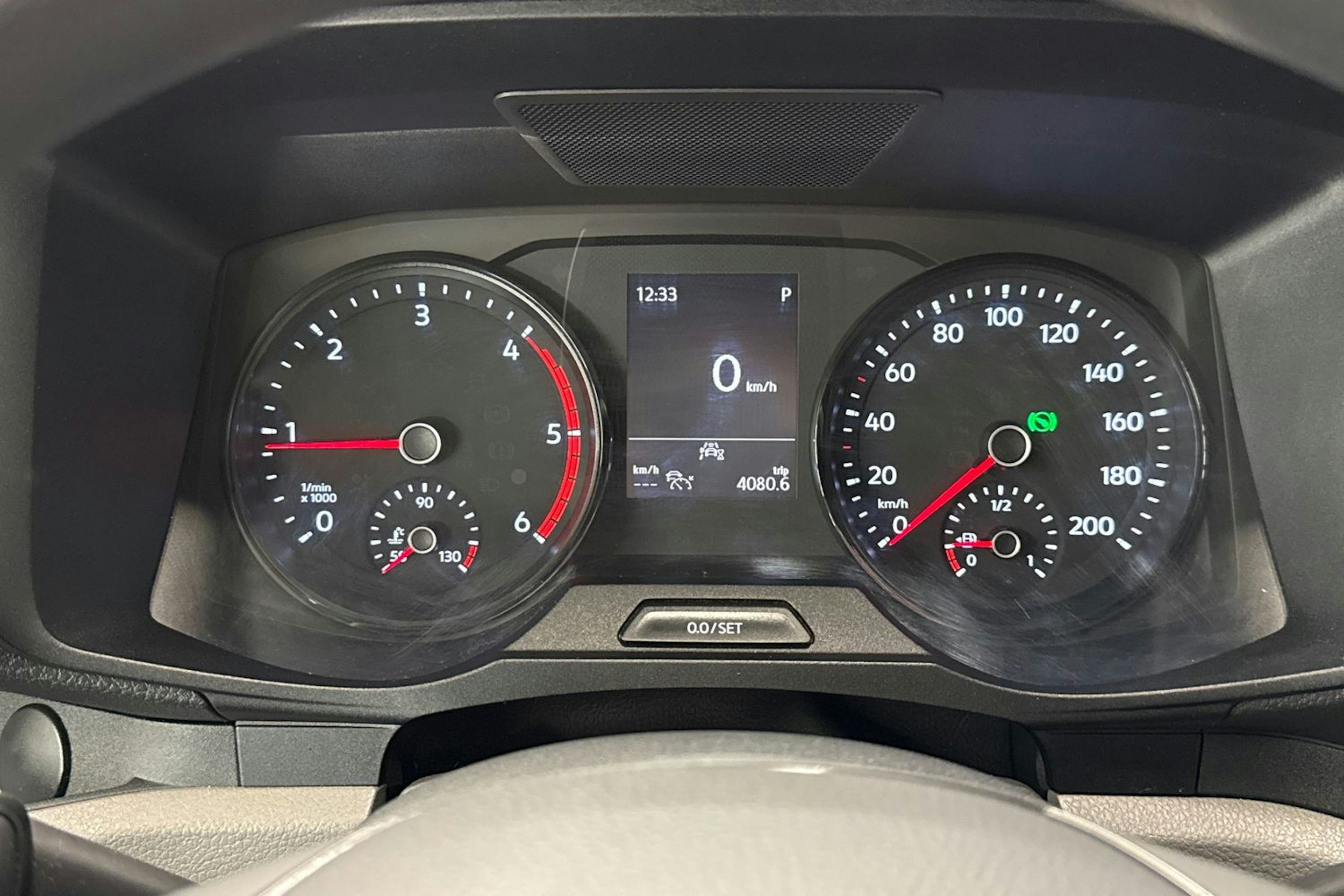 valkoinen Volkswagen Crafter 2022 kuva 17.