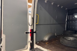 valkoinen Volkswagen Crafter 2022 kuva 26.