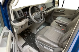 sininen Volkswagen Crafter 2022 kuva 7.