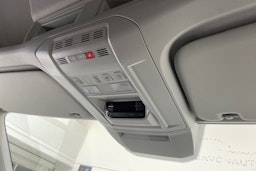 sininen Volkswagen Crafter 2022 kuva 14.