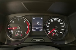 sininen Volkswagen Crafter 2022 kuva 24.