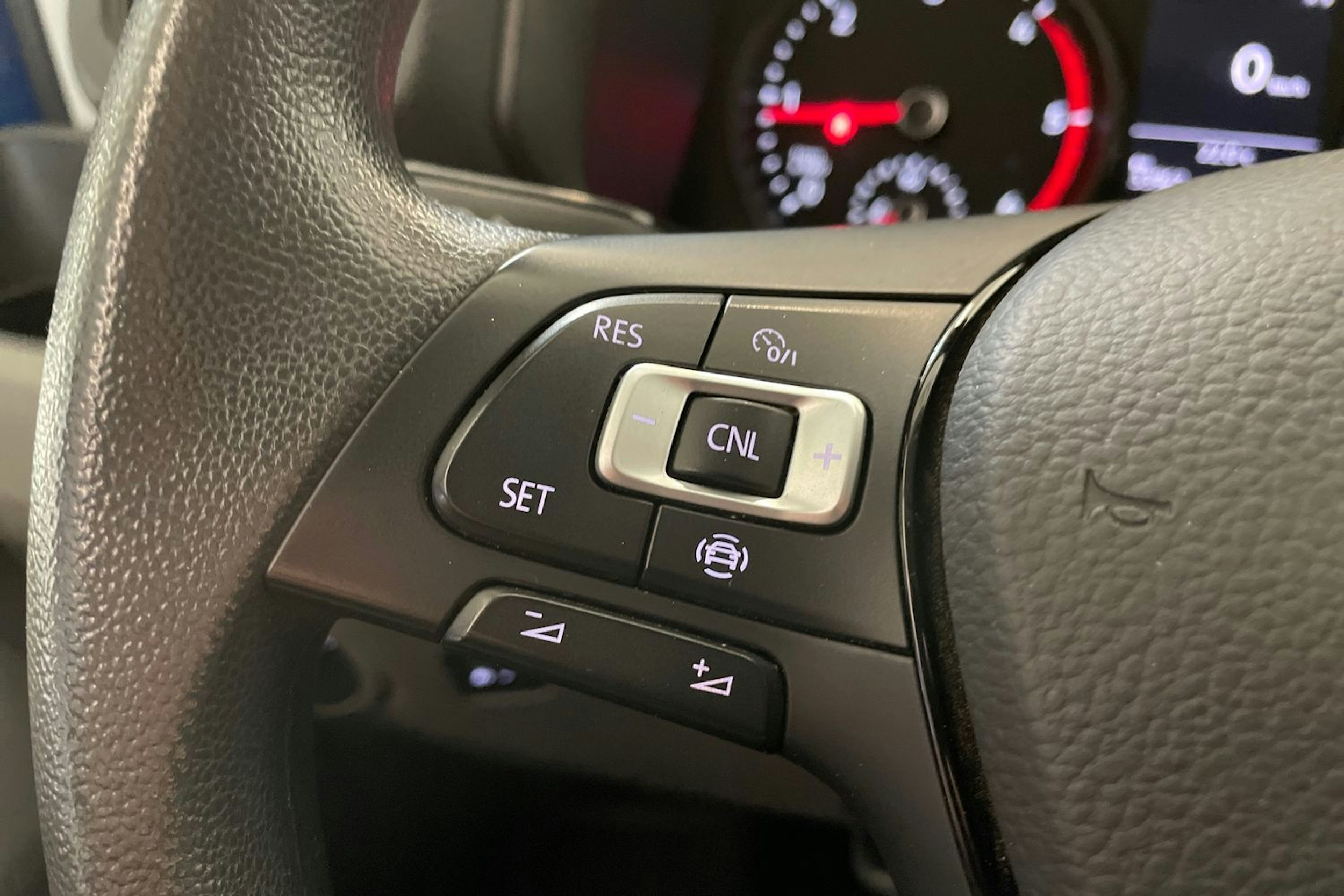 sininen Volkswagen Crafter 2022 kuva 25.