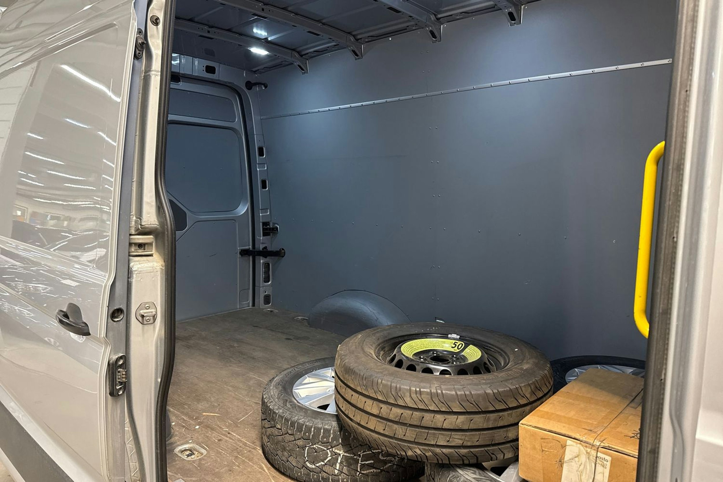 Hopea Volkswagen CRAFTER 2022 kuva 10.