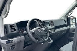 Valkoinen Volkswagen CRAFTER 2022 kuva 3.