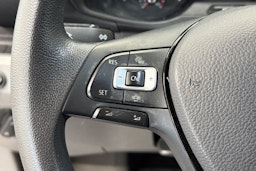 Valkoinen Volkswagen CRAFTER 2022 kuva 14.